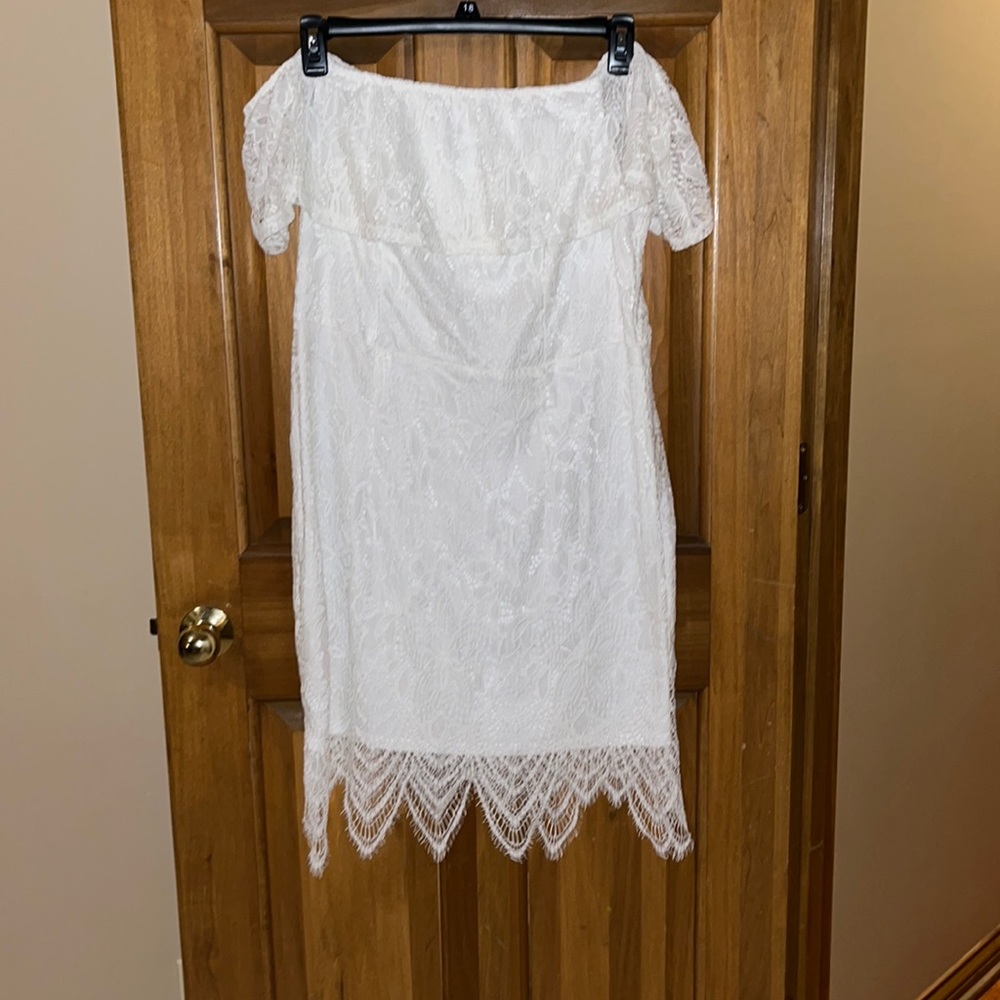 White Lace Off-the-Shoulder Shark Bite Hem Bodycon Mini Dress
